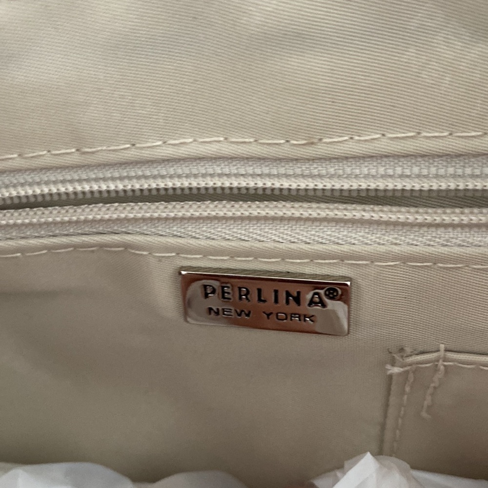 Backpack - Picture 4 of 8